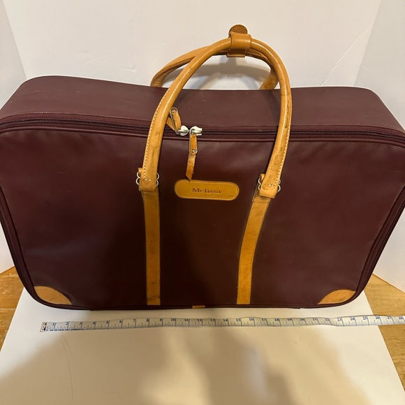 Jon Hart Design Maroon and Tan Travel Bag - Picture 14 of 15